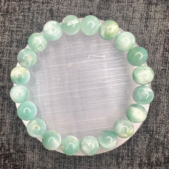 10mm Stunning Larimar Bracelet 💚🩵 - Picture 4 of 6